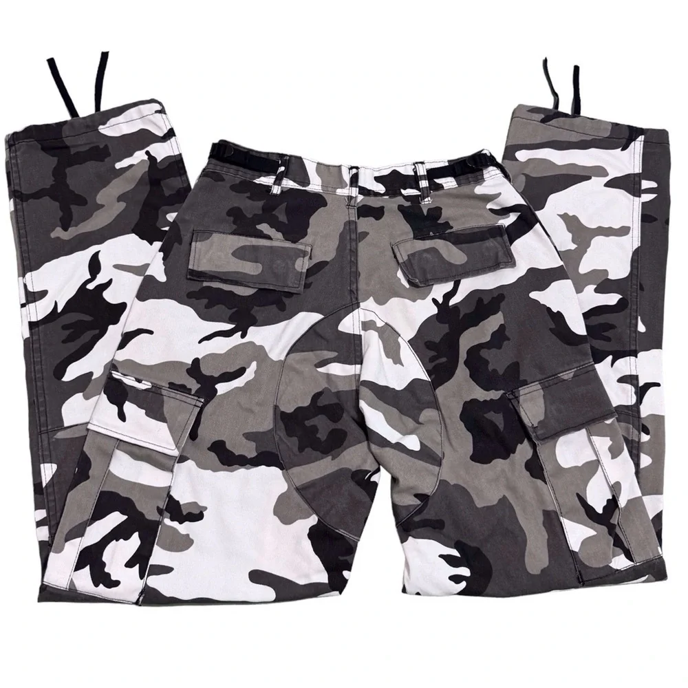 RothCo B. D. U Camo Cargo Pants High Rise Size Small Regular - Picture 3 of 12